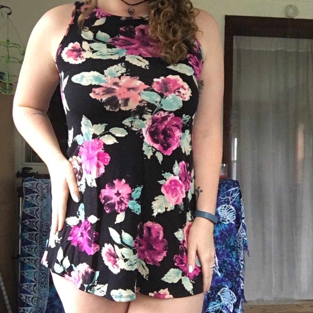 🌱 [One Clothing] Sleeveless Black Flower Dress 🌱